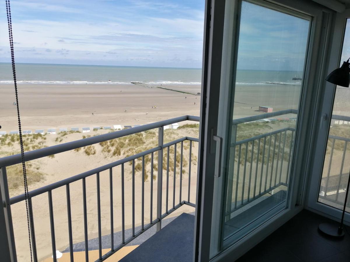 Marjolaine Zeezicht - Nieuwpoort-Bad Met Gratis Garagebox Apartment Bagian luar foto